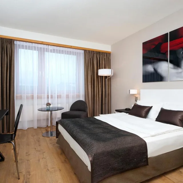 غرفة بسرير كينج، Wyndham Stuttgart Airport Messe 1/9