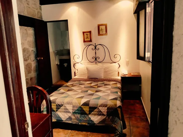 غرفة اقتصادية بسرير مزدوج، Meson de Los Remedios Hotel 2/3