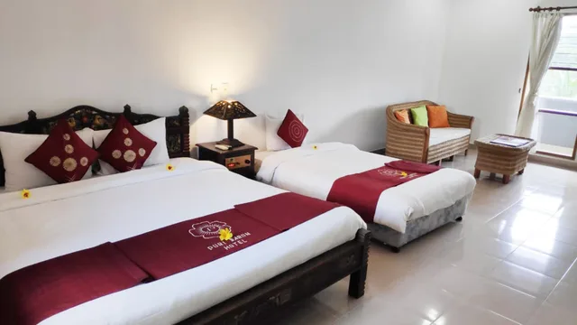 Deluxe, Triple, 1 Queen and 1 Single Bed, Puri Saron Madangan Hotel 6/10