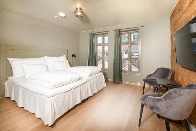 Historical, Double or Twin Bed, Gamla Vaerket 8/10