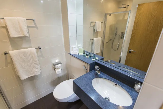 Budget, Double Bed, The Fairlawns Hotel And Spa 7/8