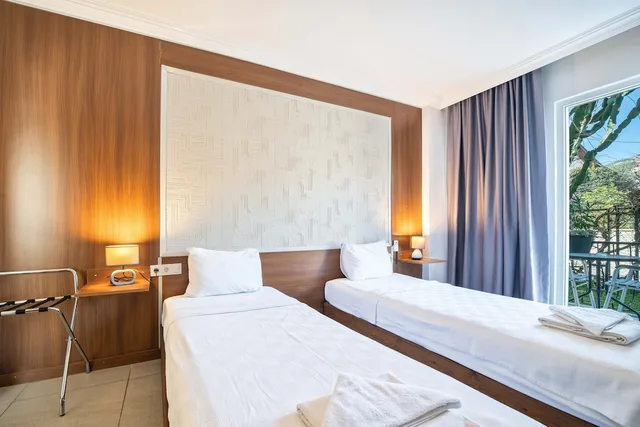 غرفة بسرير مزدوج أو سريرين منفصلين بشرفة، Dedeminn Garden Hotel 3/10