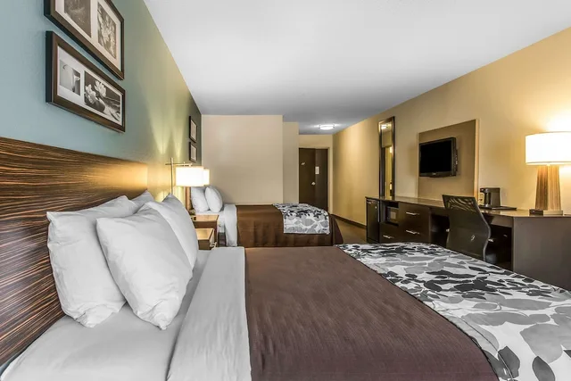 غرفة بسريرين كوين لذوي الإعاقة، Sleep Inn & Suites Clintwood 1/3