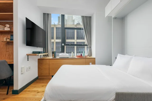 Plus, Studio, Placemakr Wall Street 4/8