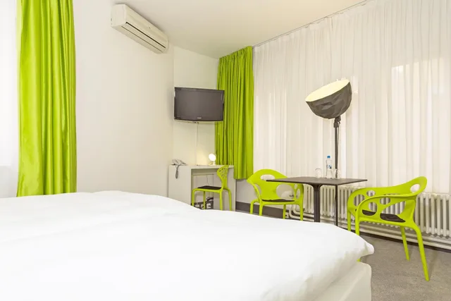 Deluxe, Twin Beds, Hotel City Inn 1/10