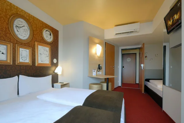 غرفة ثلاثية، B&B Hotel Bonn 1/4