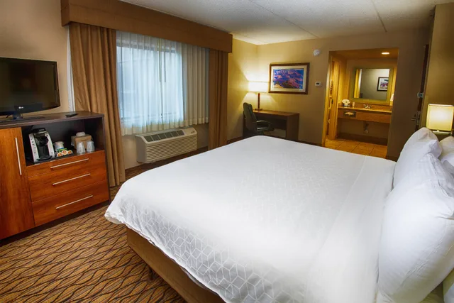 جناح لذوي الإعاقة، Grand Canyon Hotel and Suites 1/3