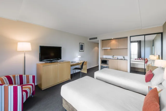 استوديو تنفيذي بسريرين منفصلين بشرفة، Nesuto Parramatta Apartment Hotel 4/5