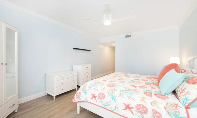 شقة سكنية بسرير كينج وسريرين منفصلين، Grandview Condominiums 4/10