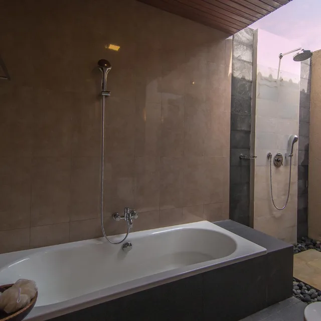 Super, Deluxe, Double or Twin Bed، De Munut Balinese Resort and Spa 10/10