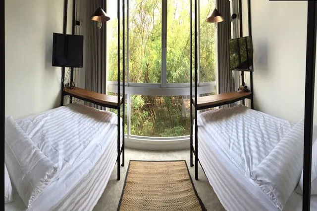 غرفة قياسية بسريرين منفصلين، Bedgasm Hostel Chanthaburi 1/5