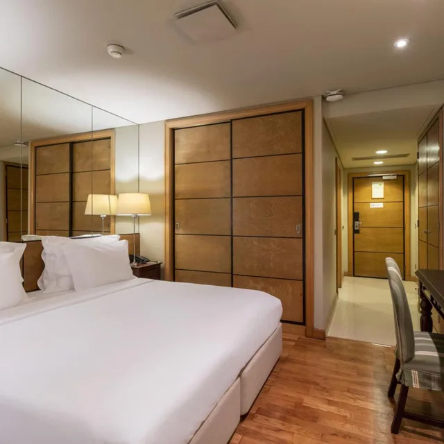 جناح جونيور بسرير مزدوج بإطلالة على البحر، Royal Savoy by Savoy Signature 1/3