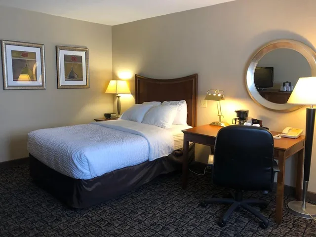غرفة بسرير مزدوج، Cayuga Blu Hotel 6/8