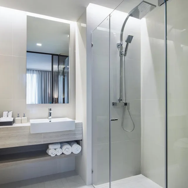 One Bedroom Corner Suite Seaview، Seaphere Pattaya Hotel 2/10