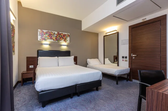 غرفة قياسية ثلاثية، Hotel Trevi Collection 3/8