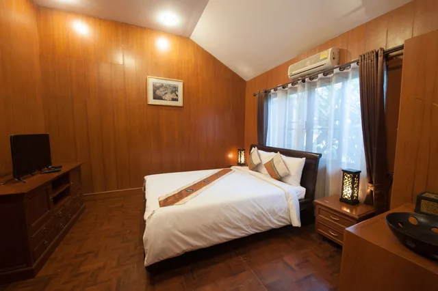 جناح جونيور، RUEN ARIYA RESORT 1/3