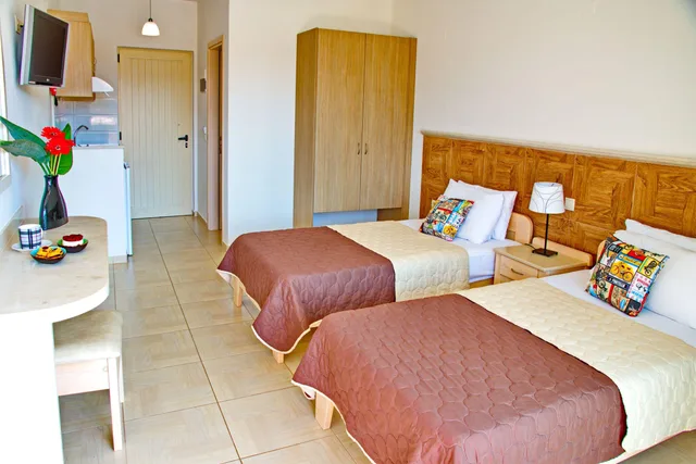 Superior, Studio, Garden or Pool View, Balcony or Terrace، Maria Rousse 1/3