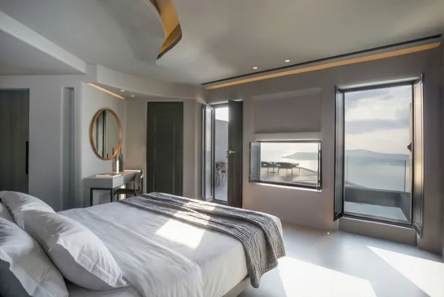 Signature, Suite, Sunset View, Plunge Pool، Kivotos Santorini 1/7