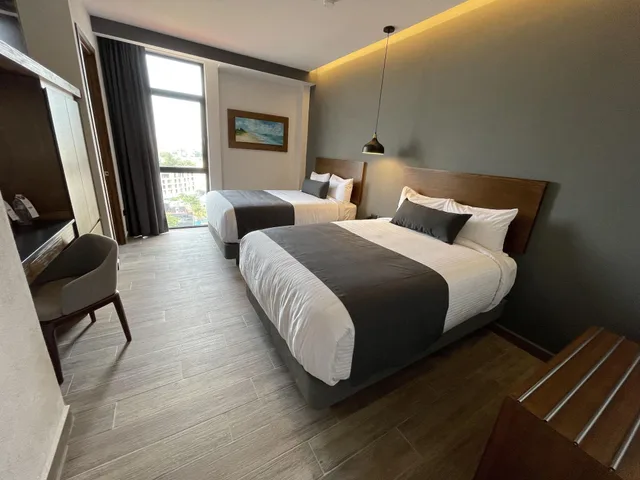 Superior, Double Bed, Gumont Guadalajara Lopez Mateos - Minerva Hotel 1/10