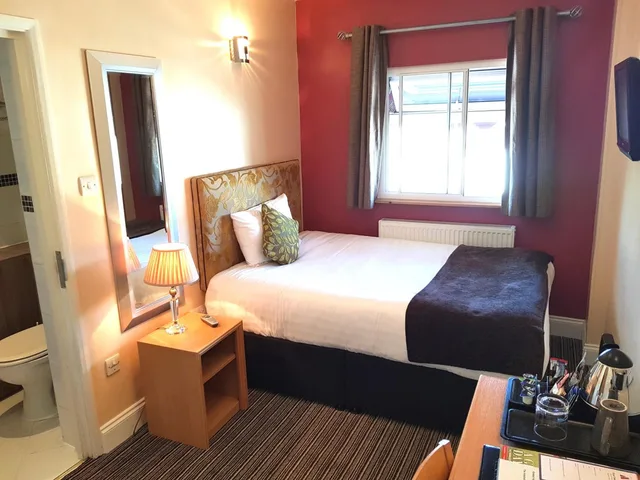 غرفة مفردة، Antoinette Hotel Wimbledon 1/1