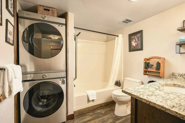 2 Bedrooms, Condo, Mountain, Deluxe, Villa, Queen and Twin Beds, Seven Springs Resort 6/7