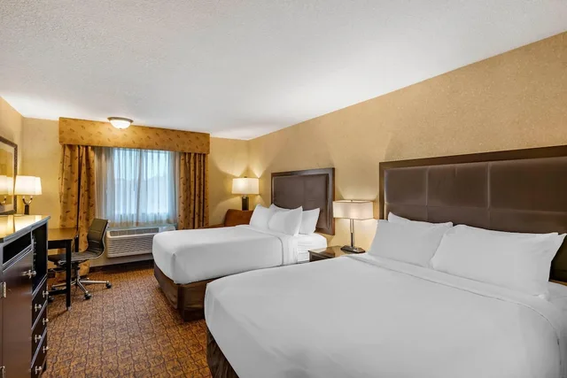 غرفة قياسية بسريرين كوين، Lloyd Hotel Astoria Bayfront, Ascend Hotel Collection, OR 3/6