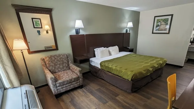 Standard, King Bed, Quality Inn Moss Point - Pascagoula 10/10