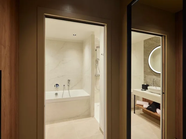 جناح بريستيج بسرير كينج مع أريكة، Domaine du Liziec Vannes - MGallery Collection 3/4