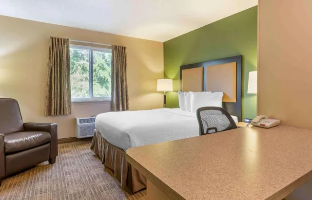 استوديو بسرير كوين لذوي الإعاقة، Extended Stay America - Cleveland - Great Northern Mall 4/10