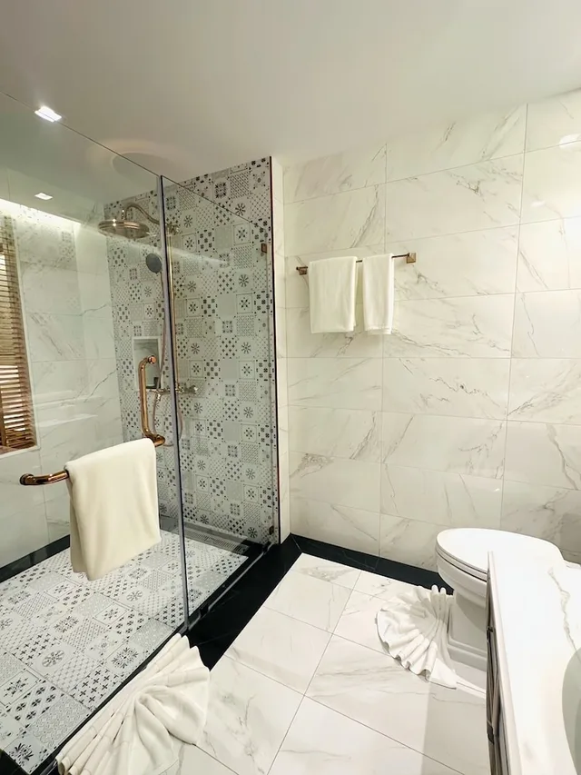 غرفة ديلوكس بسريرين منفصلين بإطلالة على المدينة، CHINO at Nimman Luxury Boutique Hotel 3/3
