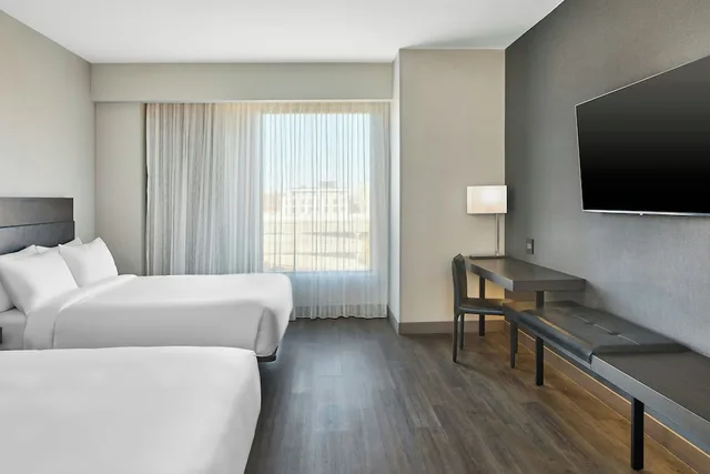 غرفة كلاسيكية بسرير كوين، Ac Hotel Auburn 2/8
