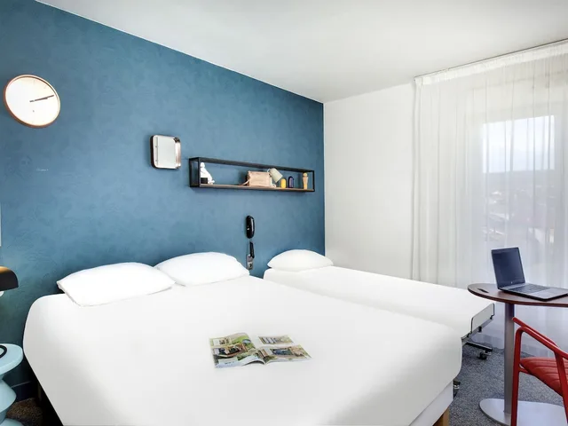 غرفة قياسية بسرير مزدوج مع أريكة، ibis Styles Clermont Ferrand Gare 3/6