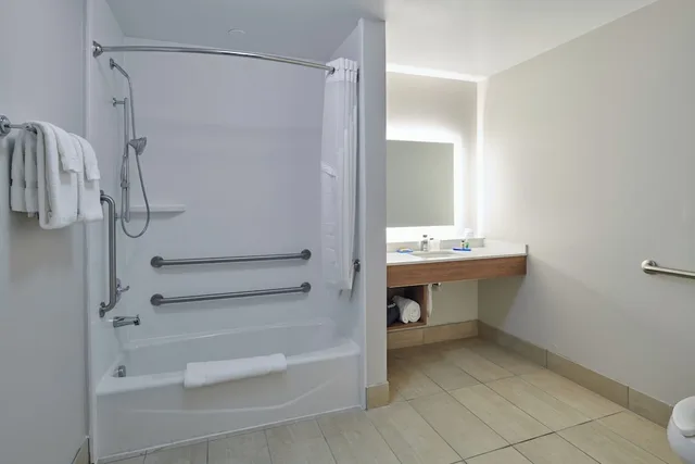 جناح بسريرين كوين، Holiday Inn Express El Paso Sunland Park Area 2/2