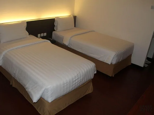 Superior, Double or Twin Bed, Hotel Grand Imawan 1/2