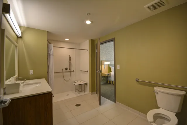 غرفة بريميوم بسرير كينج لذوي الإعاقة، Home2 Suites By Hilton Rock Hill 3/5