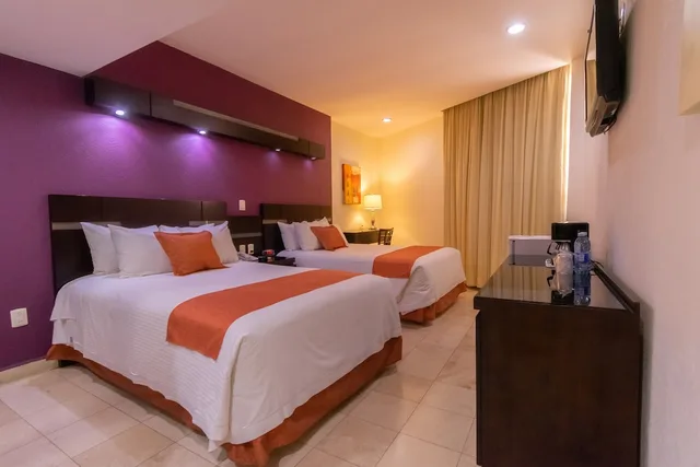 غرفة قياسية بسريرين مزدوجين، Hotel Poza Rica Centro 1/8