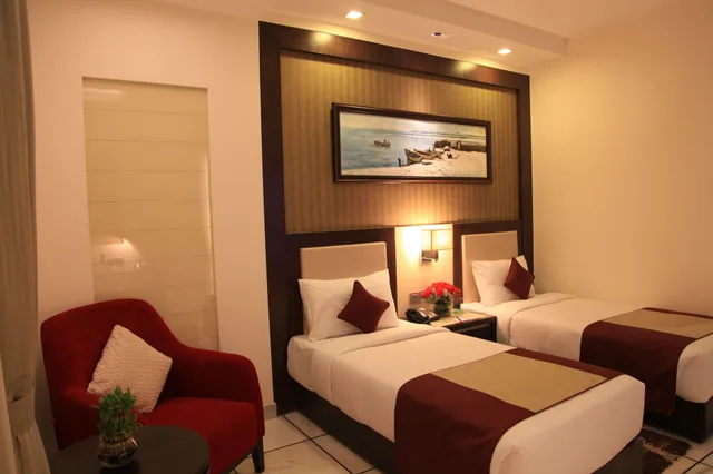 Premium, King Bed, Florence 3/10
