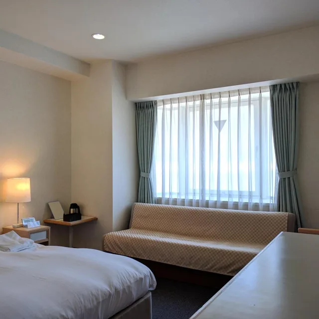 غرفة بسرير نصف مزدوج للمدخنين، Hotel Harbour Yokosuka 2/4