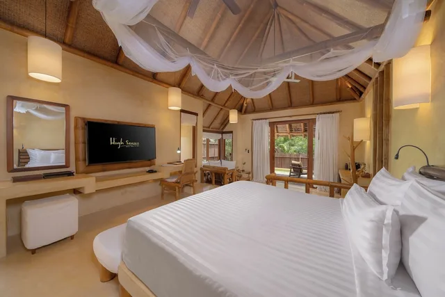 Pool, Deluxe, Villa, King Bed، High Season Pool Villa Spa 1/8