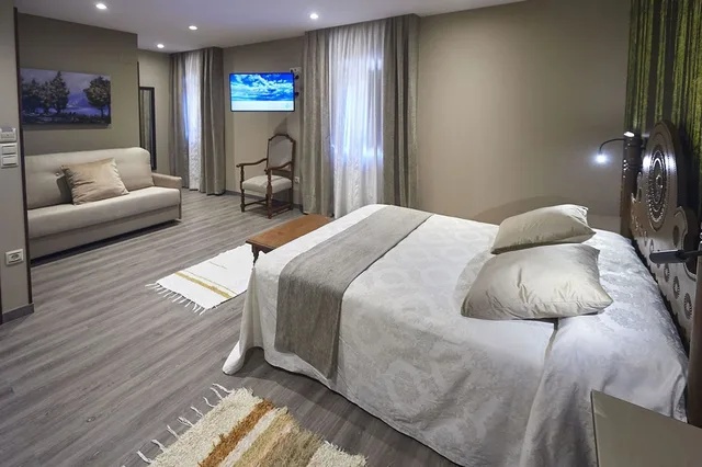 Family, Double Bed, Sofa, Posada Araceli 3/5