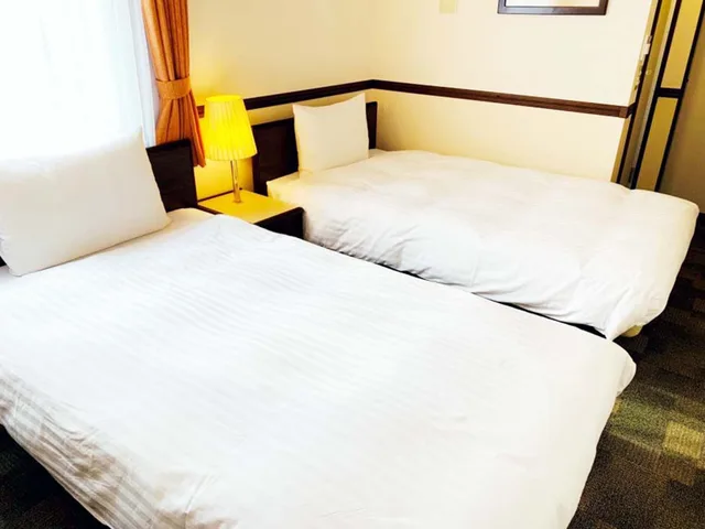 غرفة قياسية بسريرين منفصلين للمدخنين، Toyoko Inn Tochigi Ashikaga-eki Kita-guchi 3/5