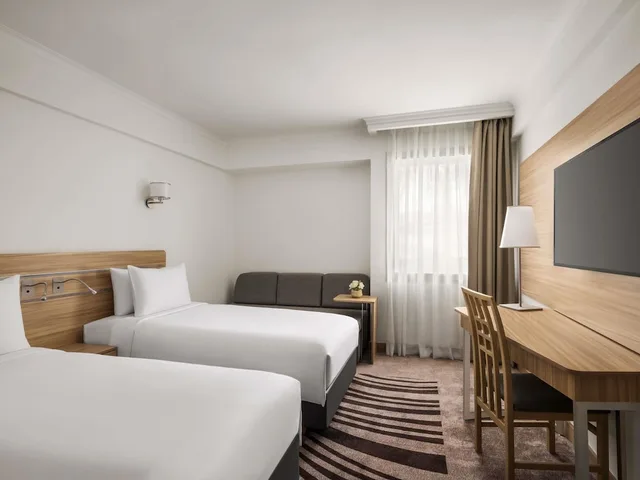 Superior, Twin Beds, Novotel Cairo Airport 2/10