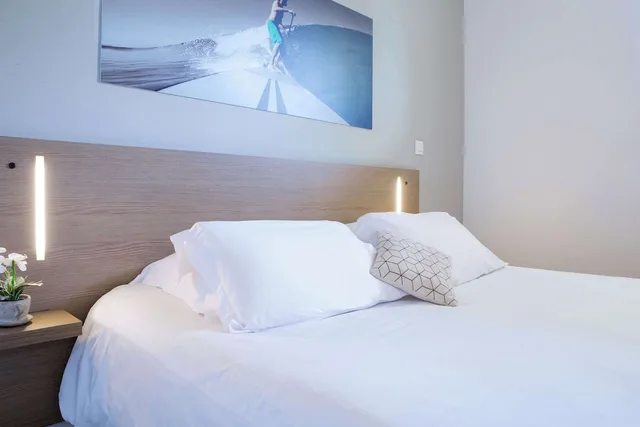 1 Bedroom, Apartment, Queen Bed, Sofa, Comfort Aparthotel Cannes Mandelieu 7/10
