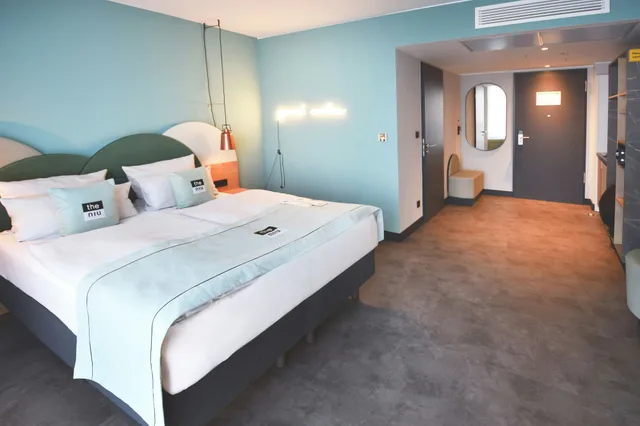 Premium, Queen Bed, Kitchenette, Holiday Inn - the niu, Cure Erlangen, an IHG Hotel 5/6