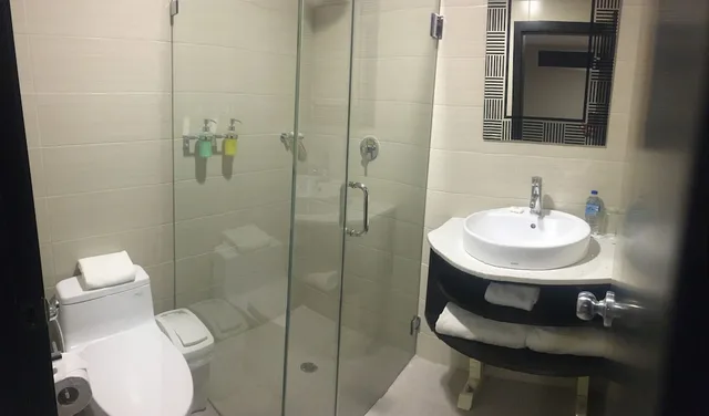 غرفة قياسية بسريرين مزدوجين لذوي الإعاقة، Hotel Los Almendros 3/3