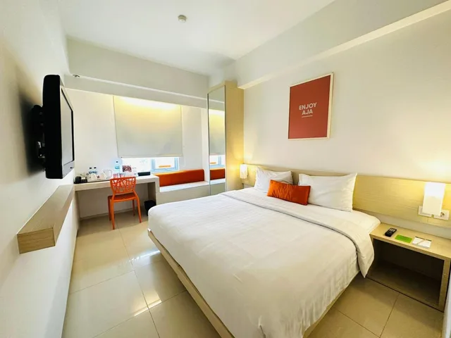 Express Double، Zuri Express Lippo Cikarang 1/8