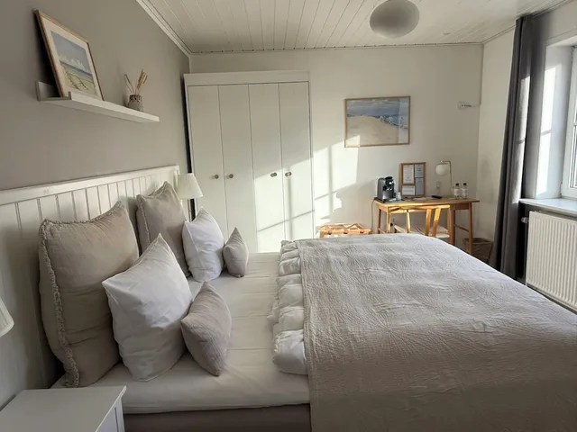 غرفة سوبيريور بسرير كينج بشرفة، Hotel Strandly Skagen 3/4