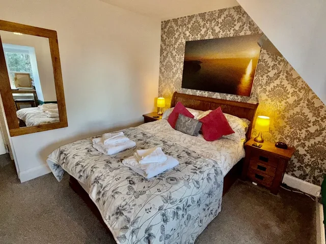غرفة كلاسيكية بسرير مزدوج بإطلالة جزئية على البحر، The North Cliff Hotel 1/10