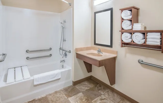Room, Queen Bed, Accessible, My Place Hotel Nashville East Lebanon 8/8