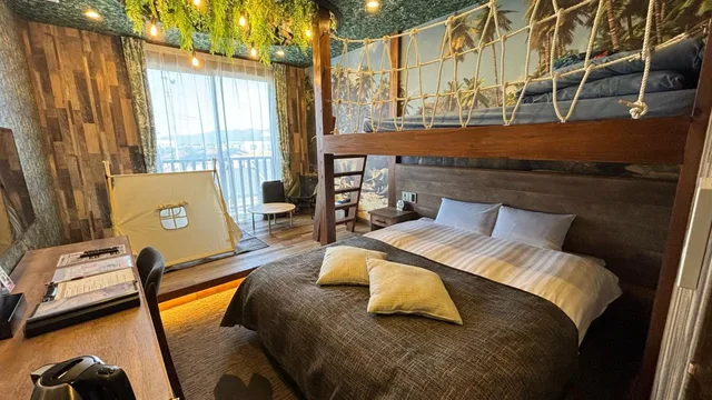 غرفة عائلية بفراش فوتون وسرير كوين، Hotel Cooju Fukui 1/1